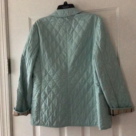 Beautiful Burberry coat very good condition size 6 - Picture 4 of 5